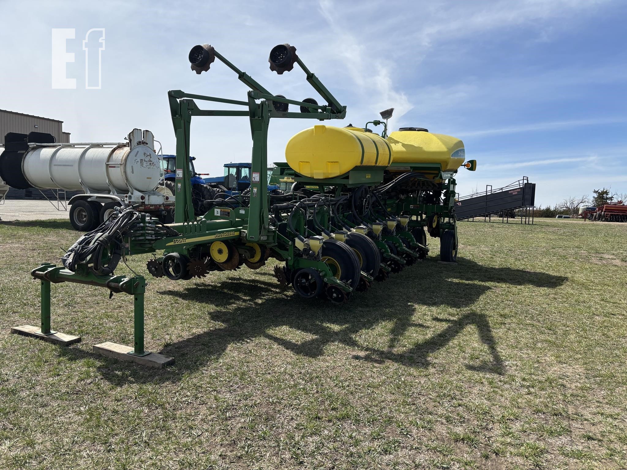 2014 JOHN DEERE 1770NT