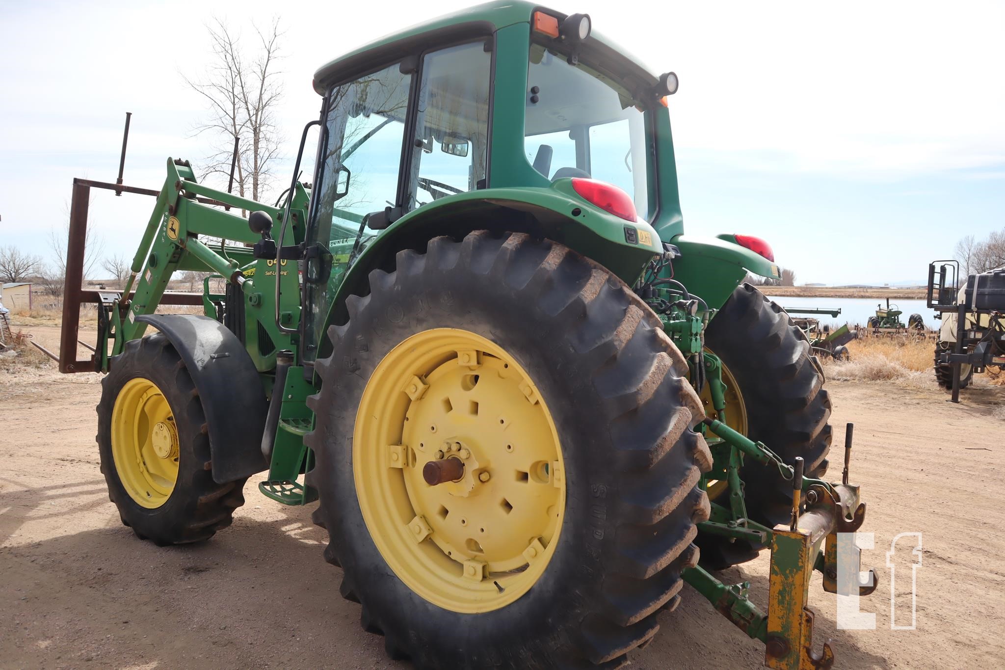 2002 JOHN DEERE 6420